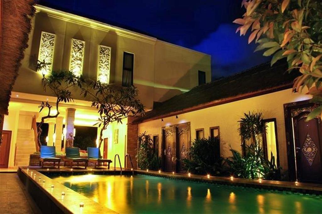 Hotel Coco De Heaven House à Jimbaran Extérieur photo